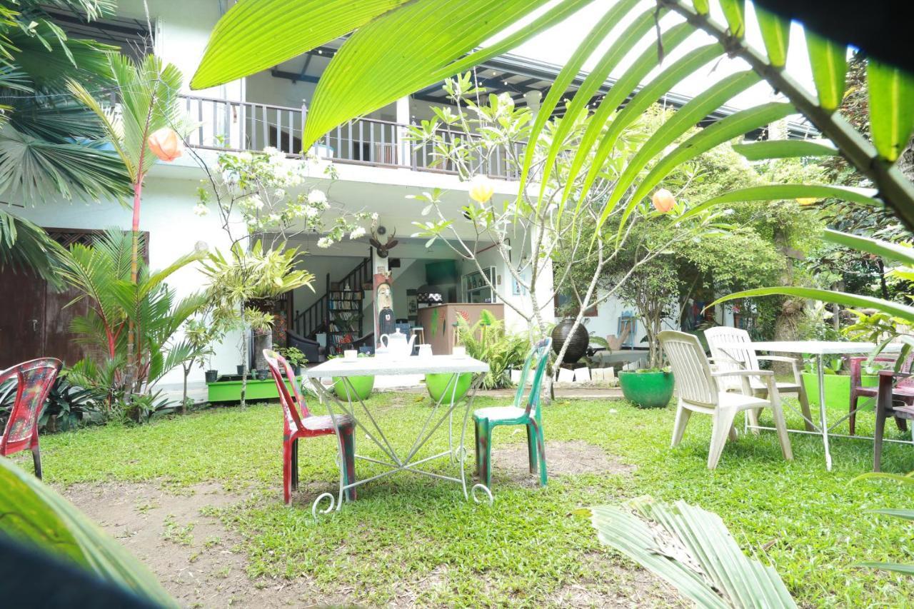 Pearl Villa Rooms And Hostel Unawatuna Exterior foto